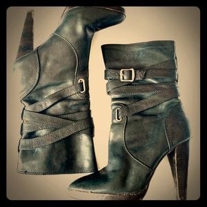 Frye Harlow strap heel